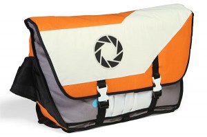 ef1f_portal2_aperture_messenger_bag