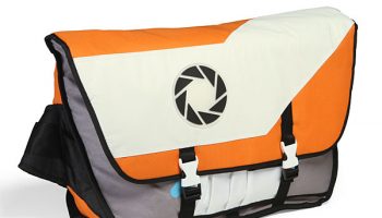 ef1f_portal2_aperture_messenger_bag